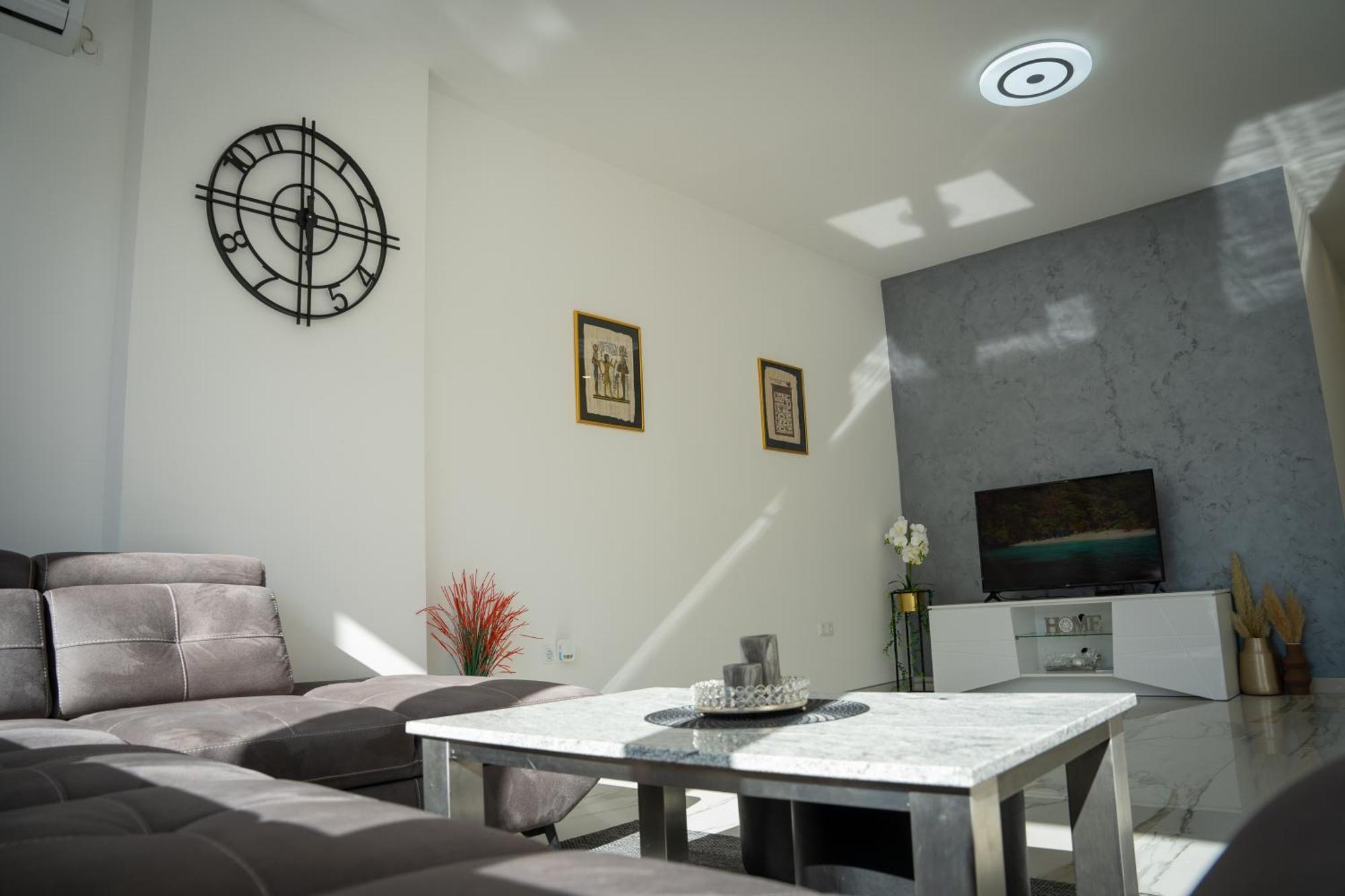 Apartment Una Laguna Бихач Экстерьер фото