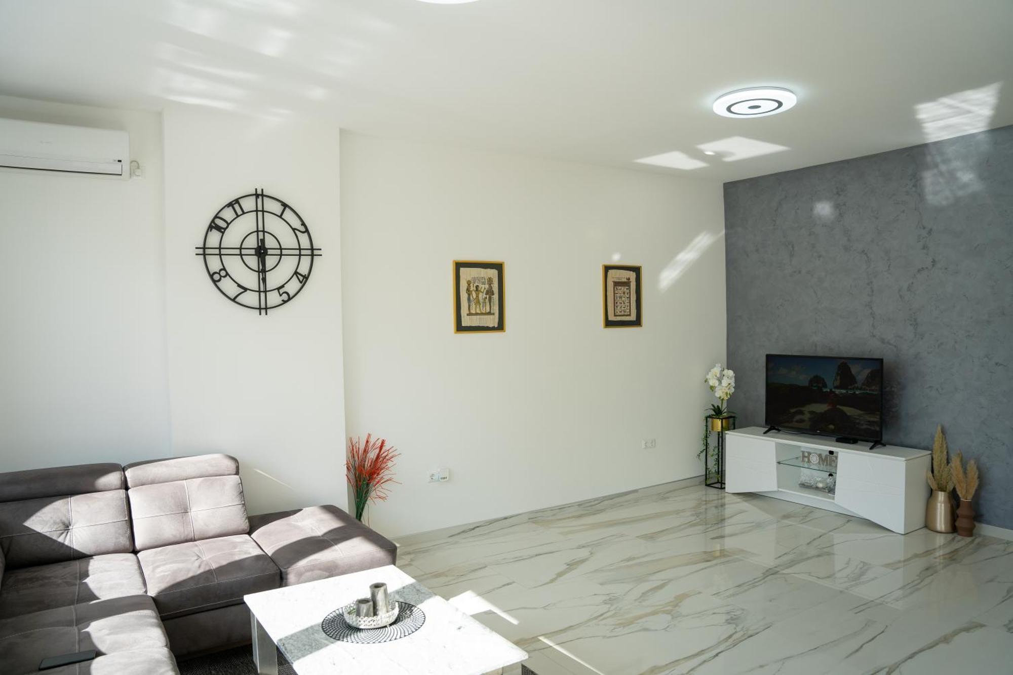 Apartment Una Laguna Бихач Экстерьер фото